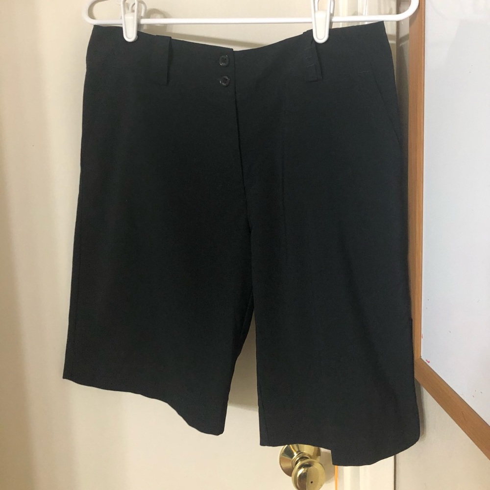 🏌️‍♀️ Nike Dri-Fit golf shorts - Like New